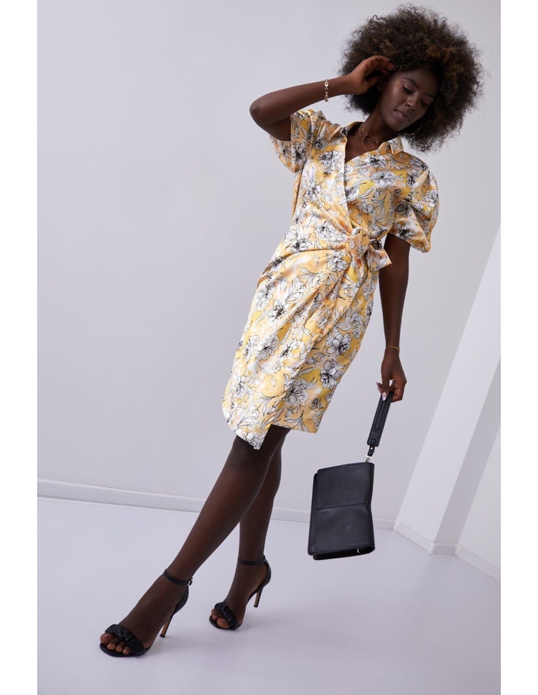 Floral print wrap dress with a collar, yellow FG638 - Online store - Boutique